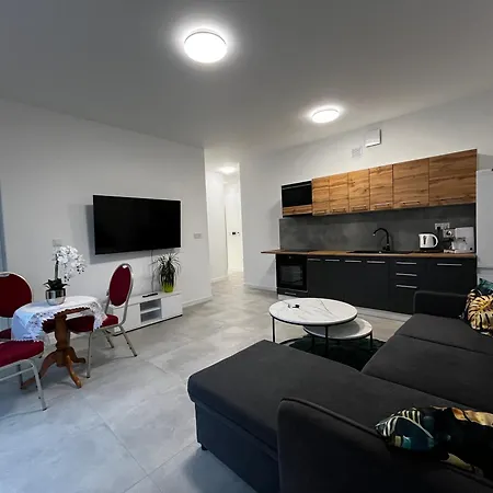 Idylla Apartman *
